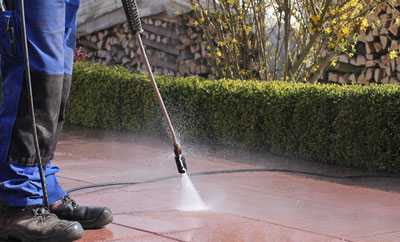 ' High pressure cleaning '